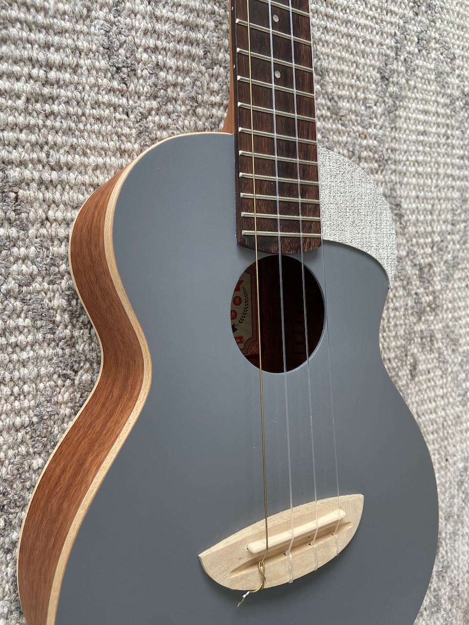 aNueNue UC10 Fremont Soloist